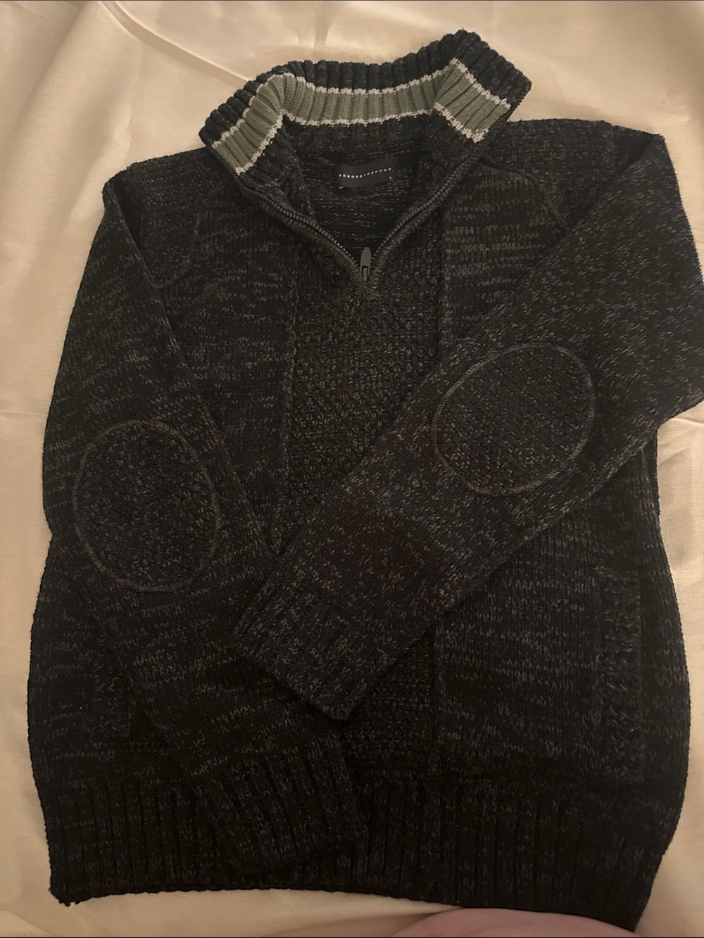 Across The Pond Men’s L Quarter Zip Knit Sweater Elbow Patches Black Gray